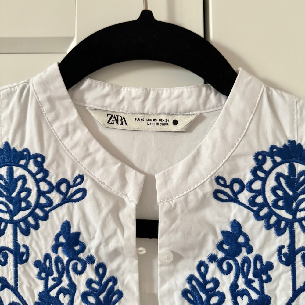 Zara Blue Floral Embroidery Mini Dress - Picture 2 of 7